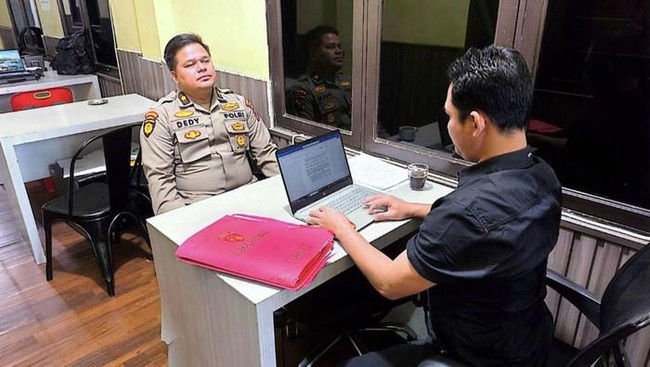 kompol-dedi-kurniawan-saat-menjalani-pemeriksaan-foto-dok-polda-sumut-1778120799589_169